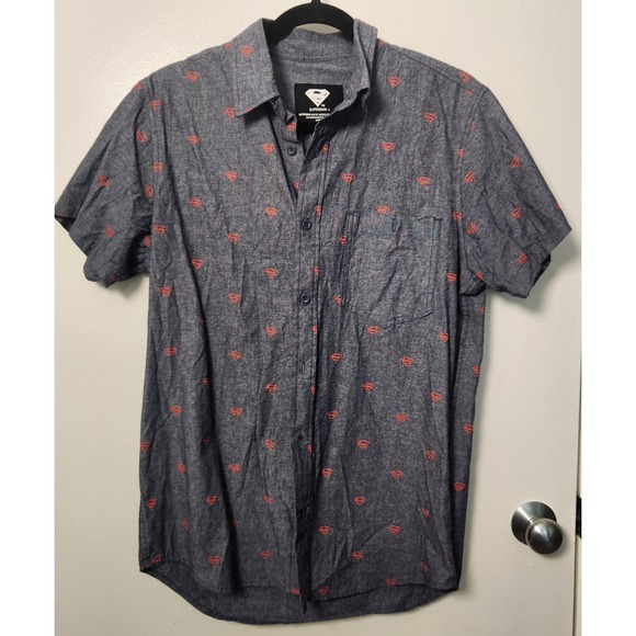 Superman Other - Superman Men's 100% Cotton Small Blue Chambray Button Down Short Sleeve Shirt